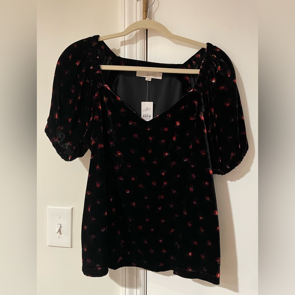 Black floral off the shoulder velvet top! NWT!